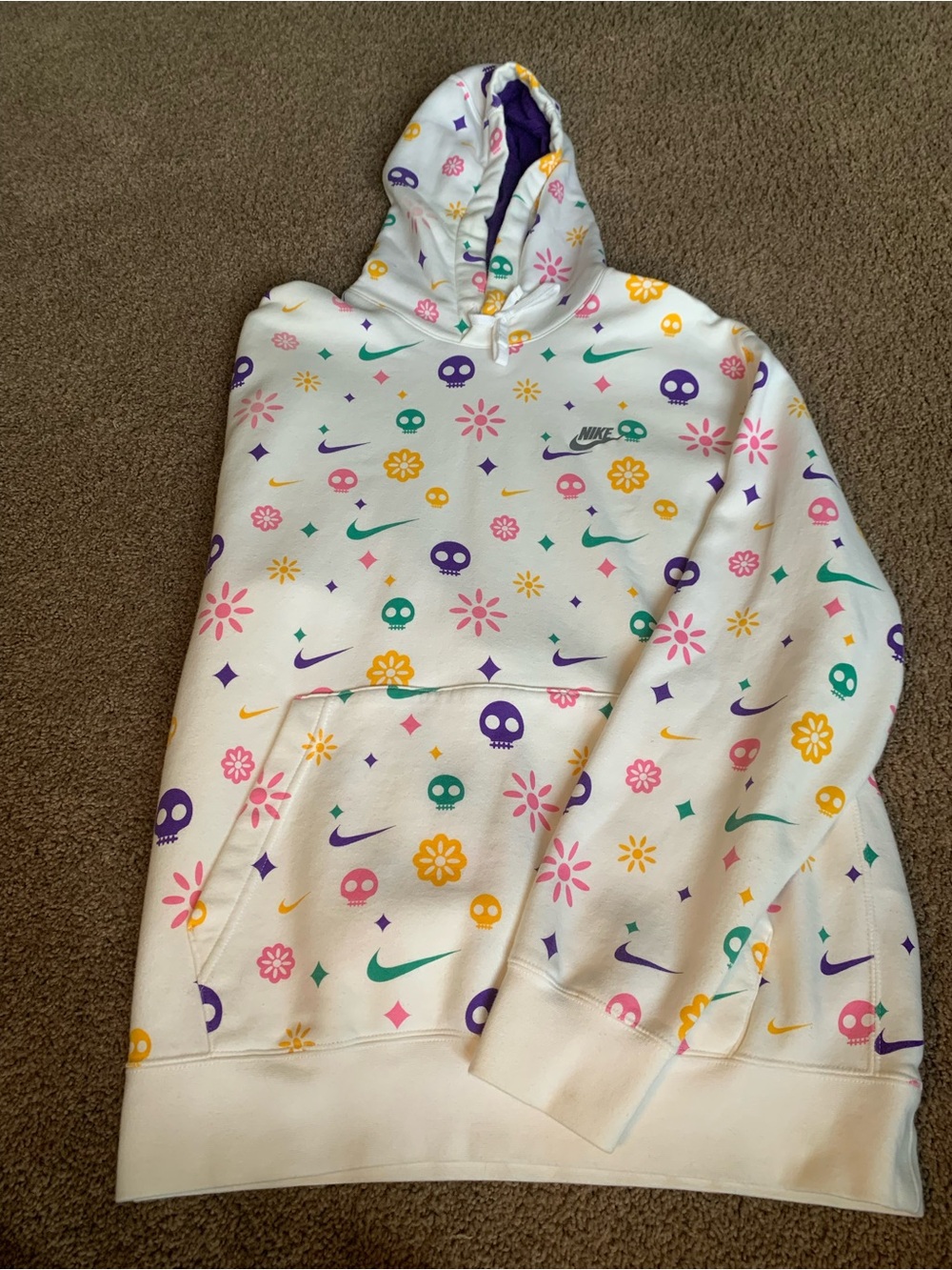 Nike White Graphic Hoodie with Multicolor Print